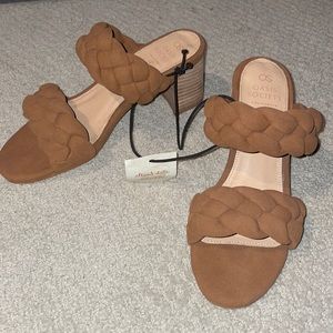 Womens braided heel